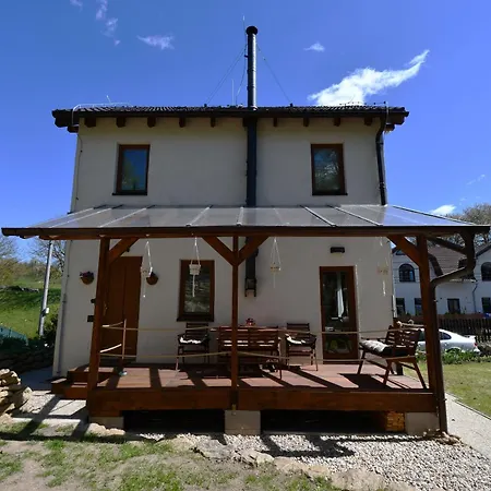 Vila Pod Skalou - Brána Do českého Ráje A Geoparku Ralsko *